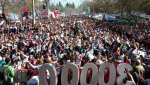 Thousands gather to hear the historic sentencing for crimes against humanity outside the federal court in Cordoba, Argentina. | Photo: Twitter / Abuelas Plaza de Mayo