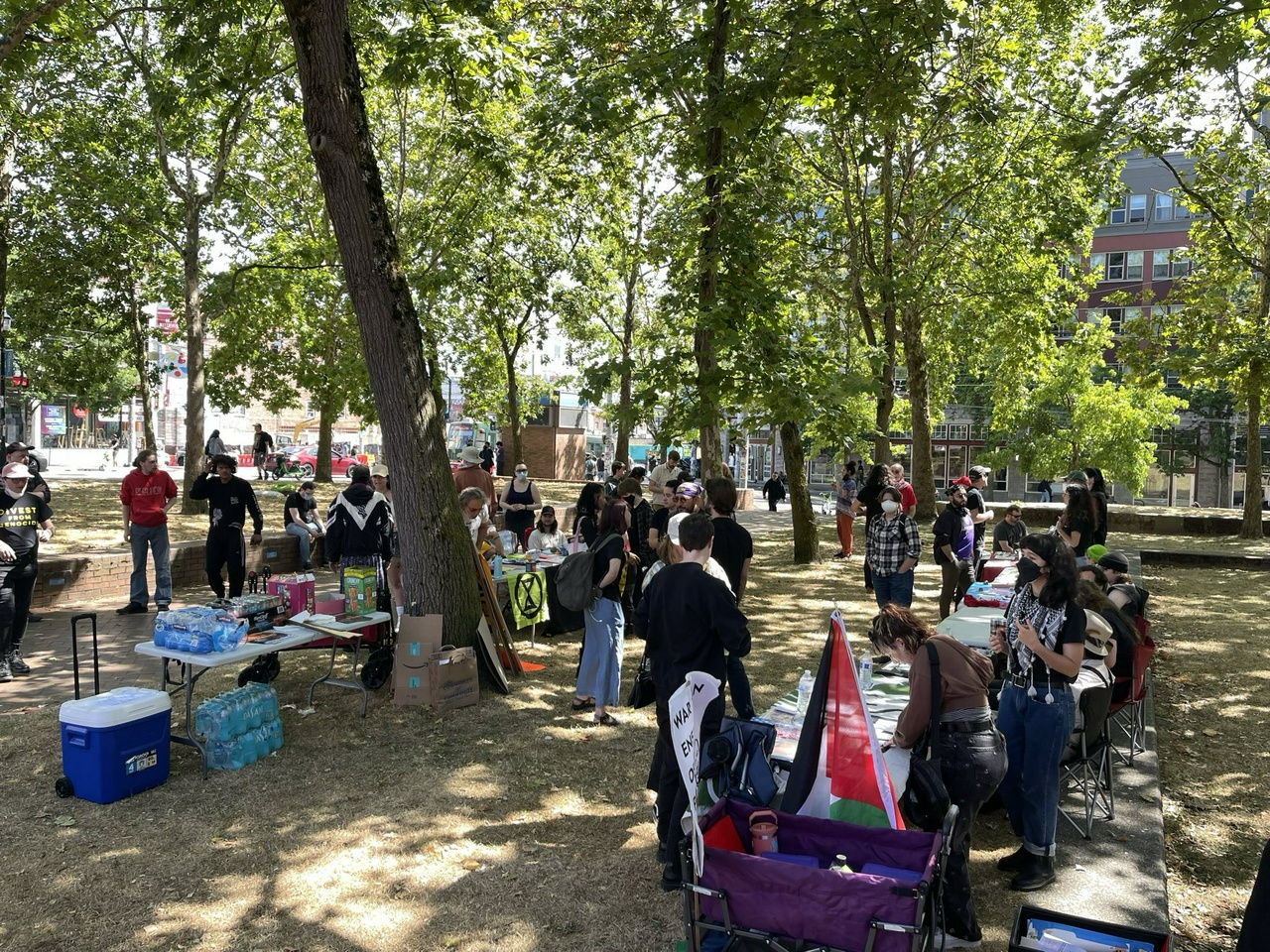 Seattle Organizations Unite To Say ‘No!’ To Billionaire Bailout Bill - PopularResistance.Org