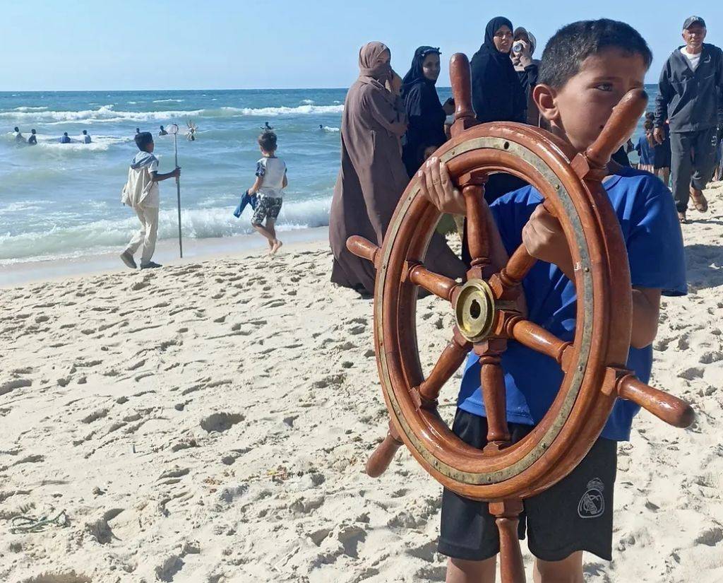 One Gaza Flotilla Boat Made It To Gaza In Pieces